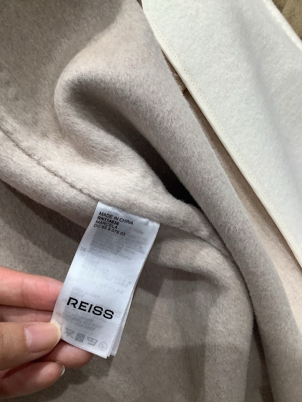 REISS Marcela two tone blindseam coat - Picture 10 of 13